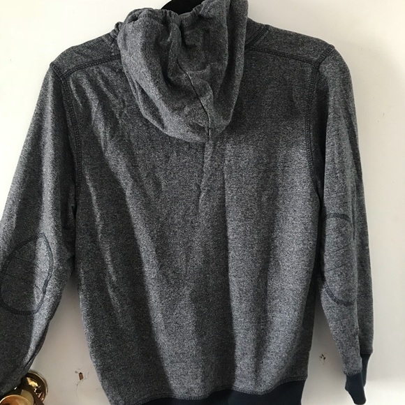 Top - Picture 2 of 2